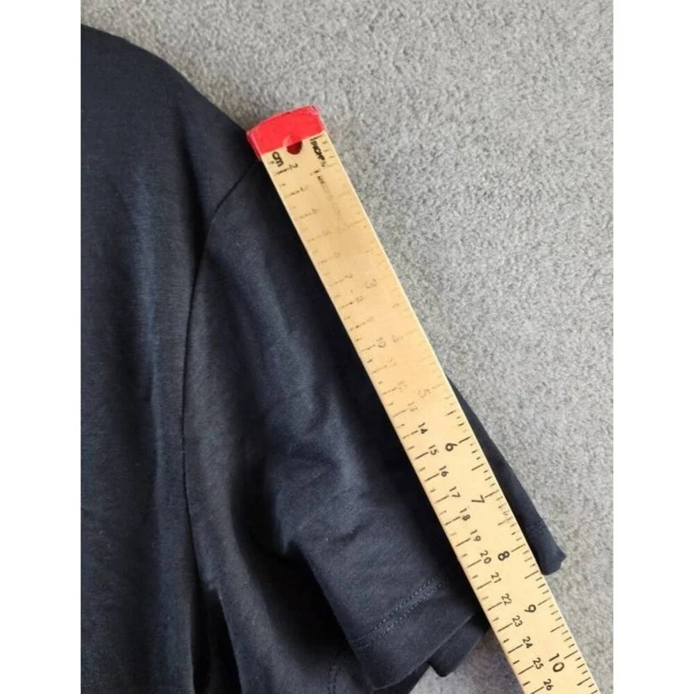 The Men's Store at Bloomingdale's Supima Cotton T-Shirt M True Navy Pullover - Picture 6 of 12